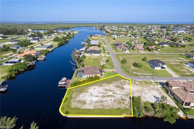 2701 NW 41st AVE, Cape Coral, FL 33993