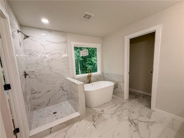 6104 Wandering Way, Norcross, GA 30093