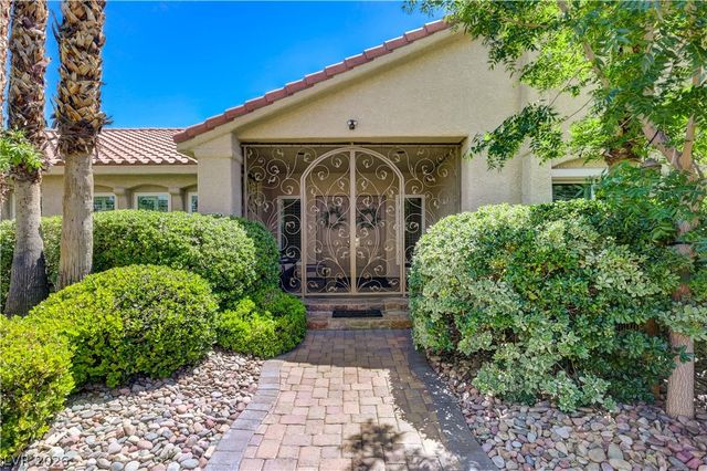 7441 Darby Avenue, Las Vegas, NV 89117