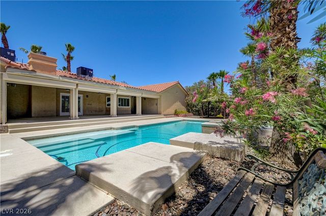 7441 Darby Avenue, Las Vegas, NV 89117