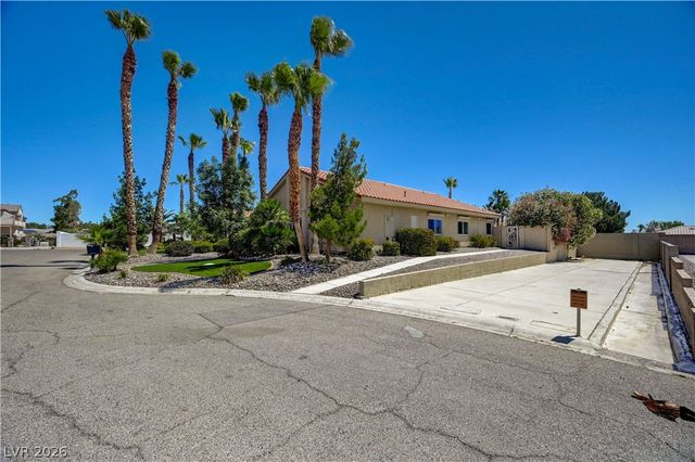 7441 Darby Avenue, Las Vegas, NV 89117