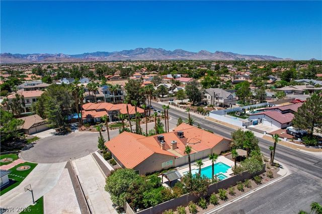 7441 Darby Avenue, Las Vegas, NV 89117