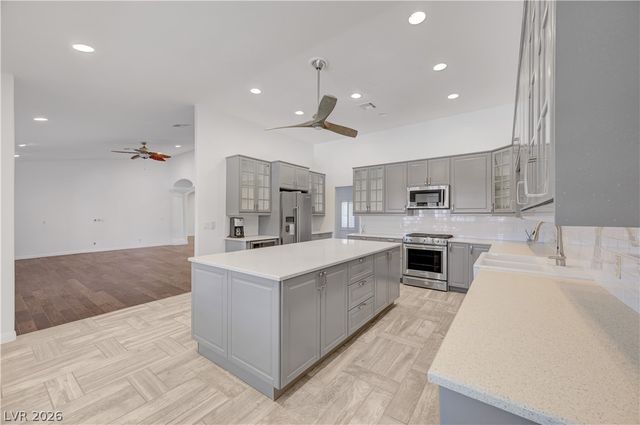 7441 Darby Avenue, Las Vegas, NV 89117