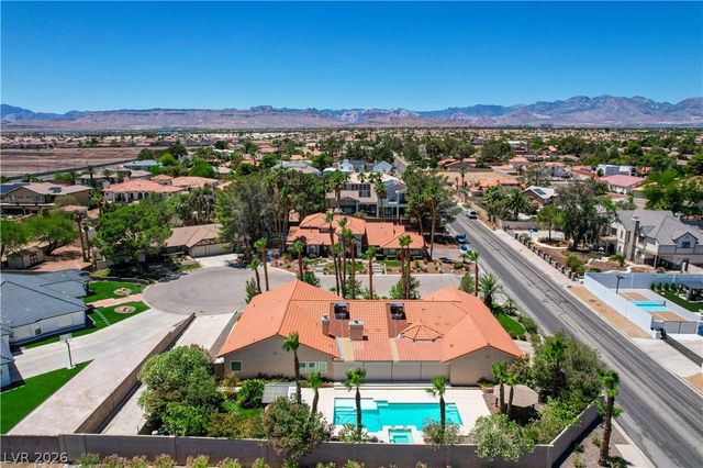7441 Darby Avenue, Las Vegas, NV 89117