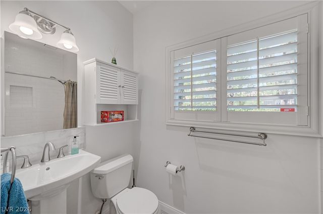 7441 Darby Avenue, Las Vegas, NV 89117