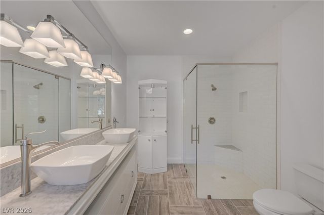 7441 Darby Avenue, Las Vegas, NV 89117
