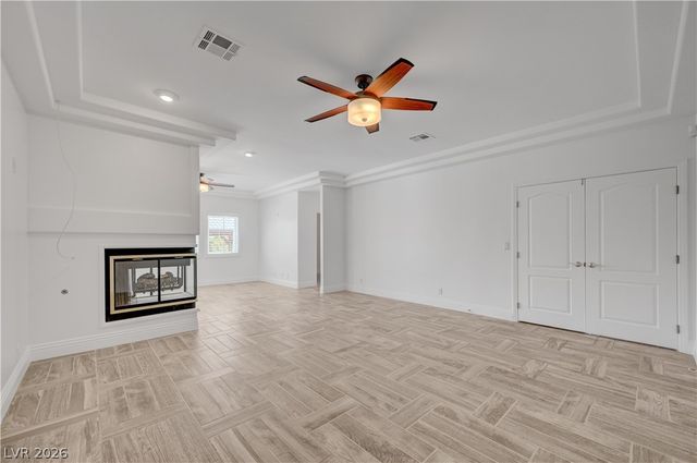 7441 Darby Avenue, Las Vegas, NV 89117