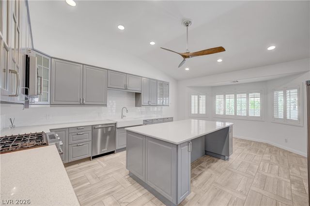 7441 Darby Avenue, Las Vegas, NV 89117