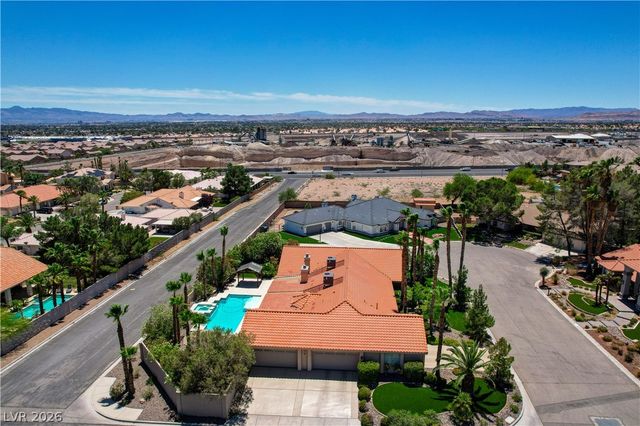 7441 Darby Avenue, Las Vegas, NV 89117