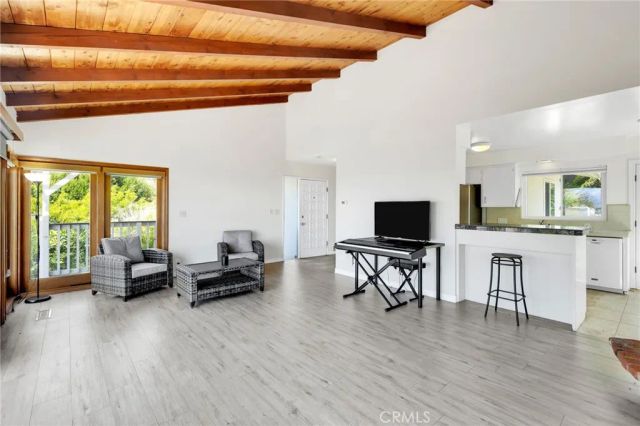 5661 Ladybird, La Jolla, CA 92037