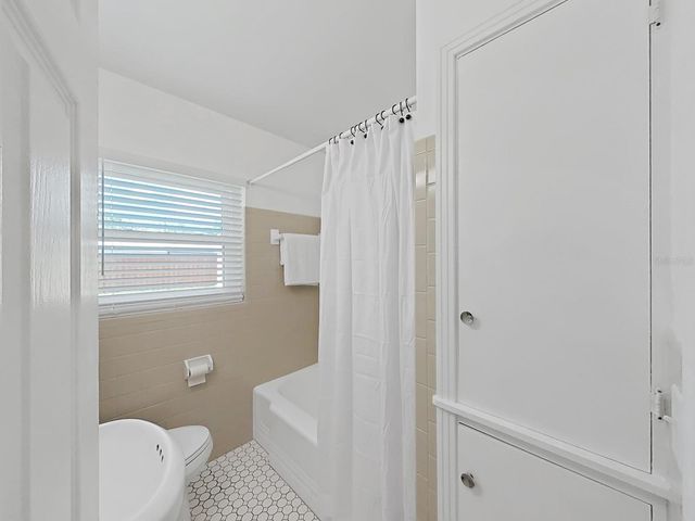 4610 W BAY VILLA AVENUE, Tampa, FL 33611