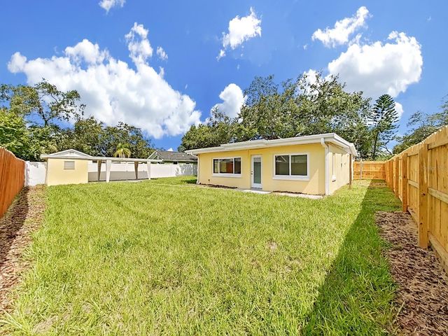 4610 W BAY VILLA AVENUE, Tampa, FL 33611