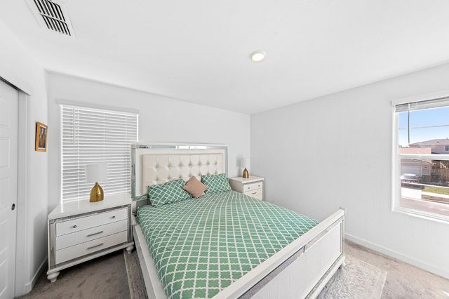 7473 Penfield Dr, Sacramento, CA 95829