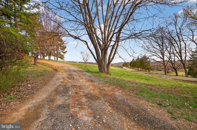 40246 THOMAS MILL RD, Leesburg, VA 20175