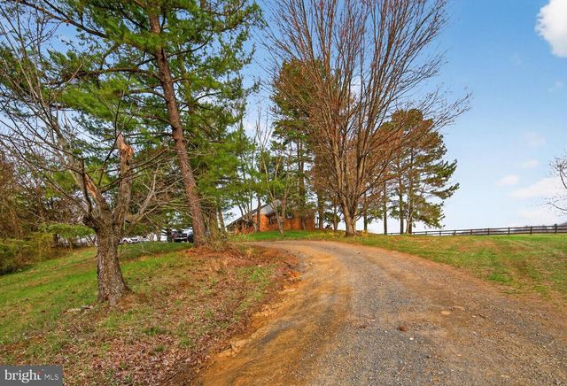 40246 THOMAS MILL RD, Leesburg, VA 20175