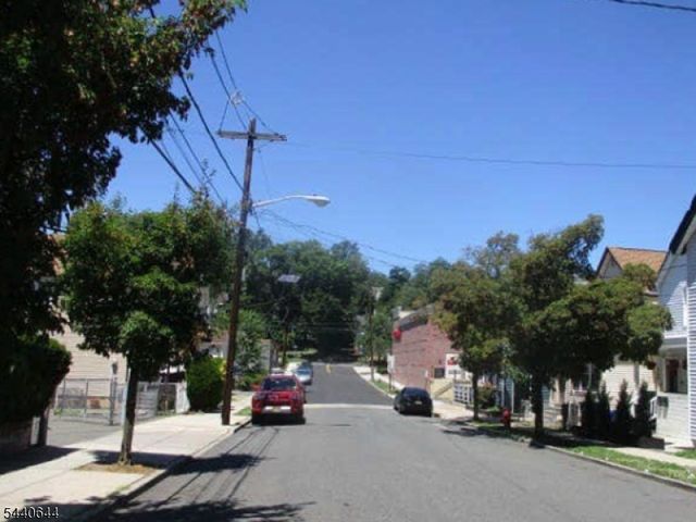 639 Nassau St Apt 8H 8-H, City Of Orange Twp., NJ 07050