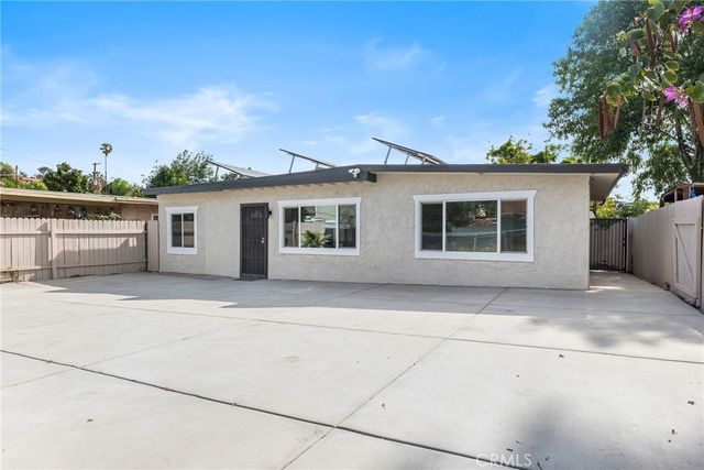 19300 Ambassador, Corona, CA 92881