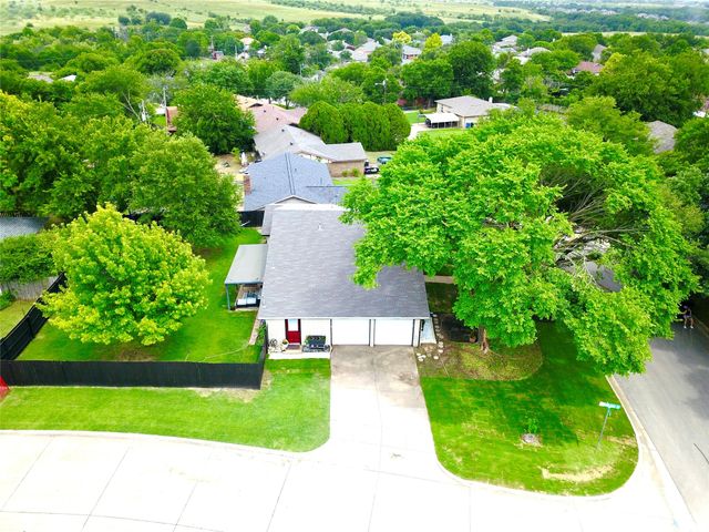 437 Pecan Drive, Aledo, TX 76008