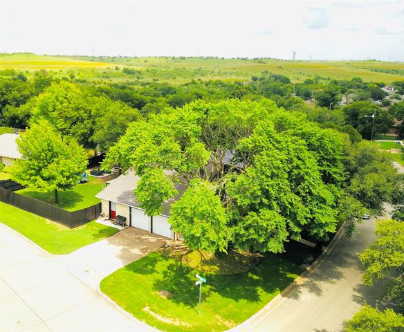 437 Pecan Drive, Aledo, TX 76008