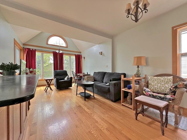 536 Dayton Avenue, Saint Paul, MN 55102