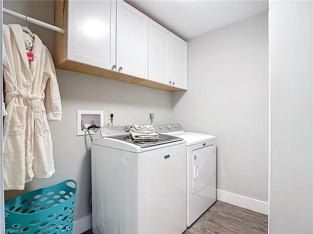 18013 Royal Tree PKWY, Naples, FL 34114