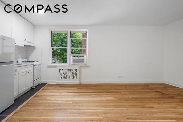 5645 Netherland Ave Apt 2F, New York City, NY 10471