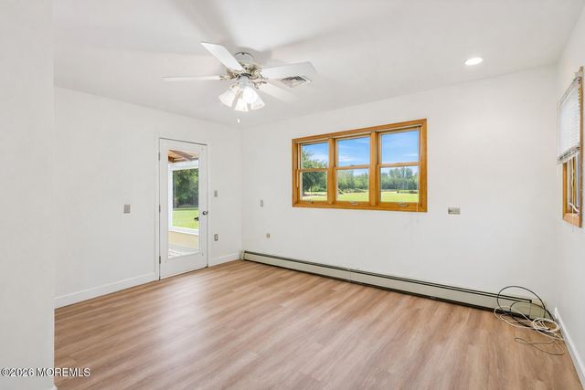 4 Cuomo Court, Millstone, NJ 08535