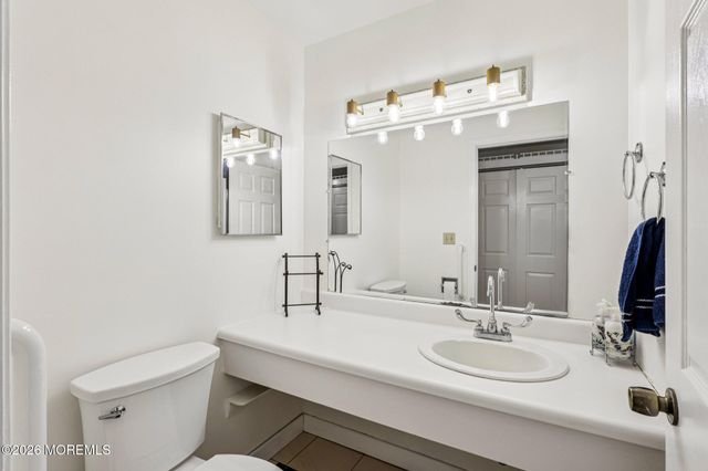 4 Cuomo Court, Millstone, NJ 08535