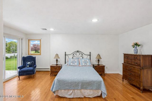 4 Cuomo Court, Millstone, NJ 08535