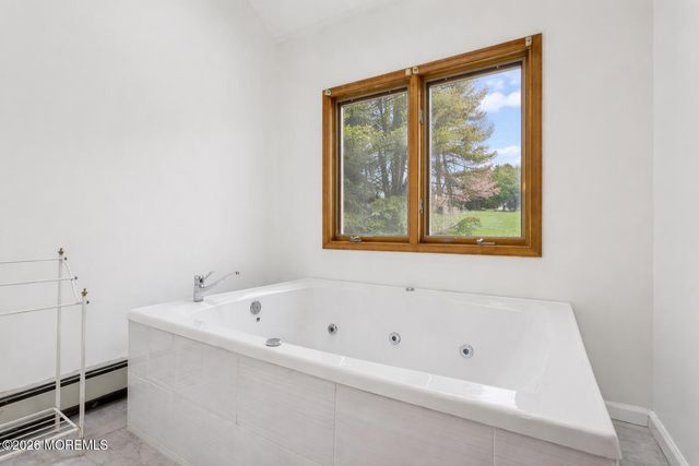 4 Cuomo Court, Millstone, NJ 08535