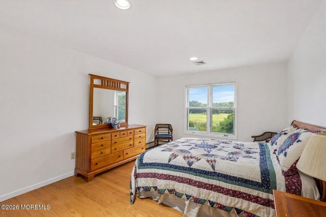 4 Cuomo Court, Millstone, NJ 08535