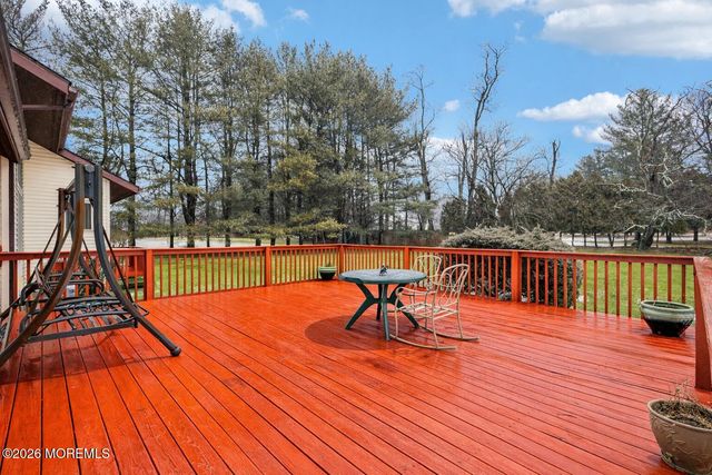 4 Cuomo Court, Millstone, NJ 08535