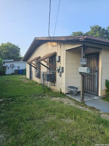 271 Wahrmund Ct, San Antonio, TX 78220