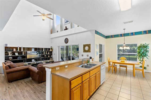 4602 CUMBRIAN LAKES DRIVE, Kissimmee, FL 34746