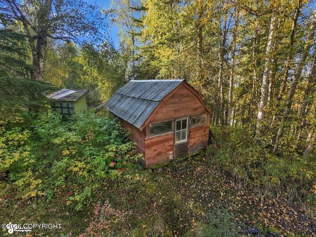 18454 Amonson Road, Chugiak, AK 99567