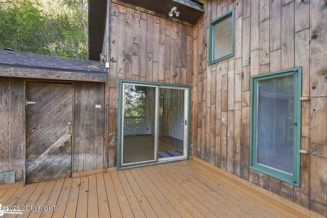 18454 Amonson Road, Chugiak, AK 99567