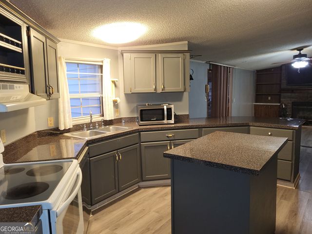 8449 Lee Rd 158, Salem, AL 36874