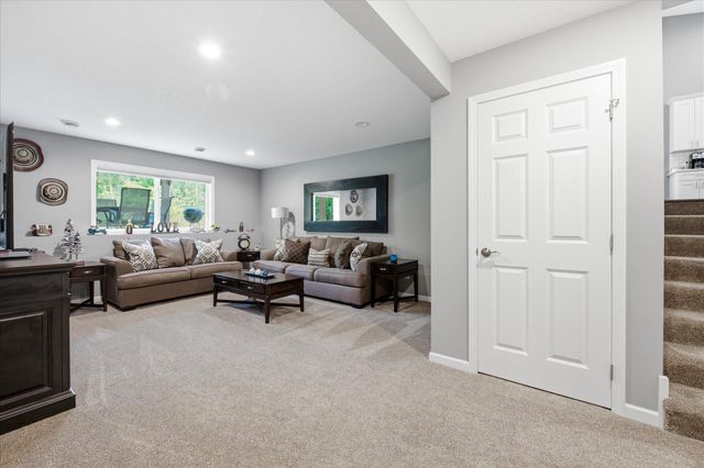 11054 Ulysses Street NE, Blaine, MN 55434