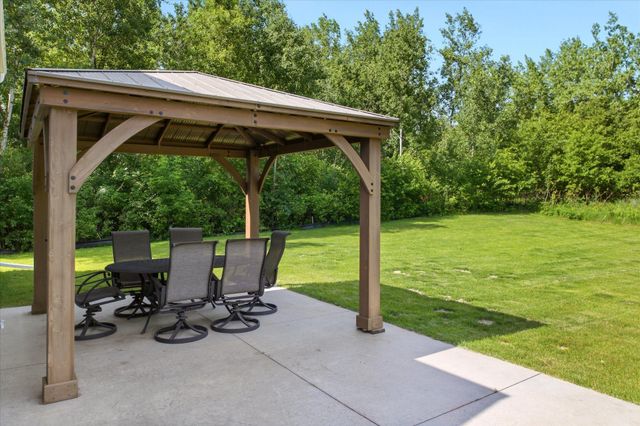 11054 Ulysses Street NE, Blaine, MN 55434