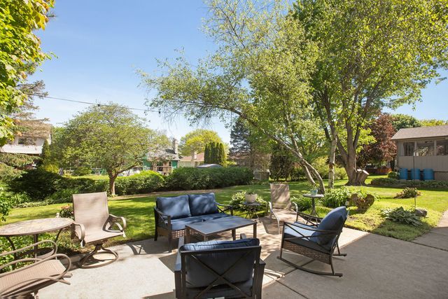 110 Courtney Lane, Cary, IL 60013
