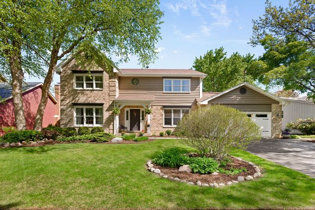 110 Courtney Lane, Cary, IL 60013