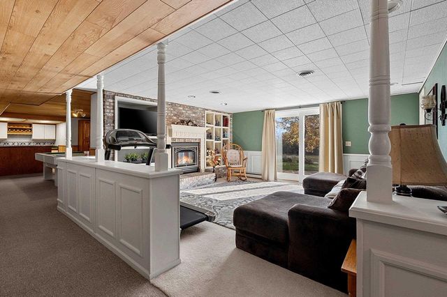 63 FOX POINT DRIVE, Appleton, WI 54911