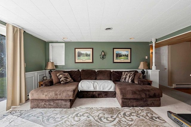 63 FOX POINT DRIVE, Appleton, WI 54911