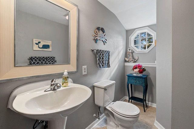 63 FOX POINT DRIVE, Appleton, WI 54911