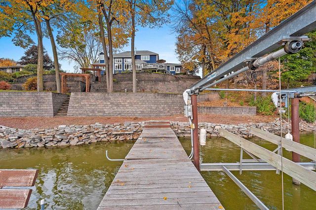 63 FOX POINT DRIVE, Appleton, WI 54911