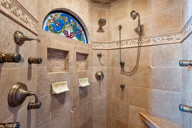 63 FOX POINT DRIVE, Appleton, WI 54911