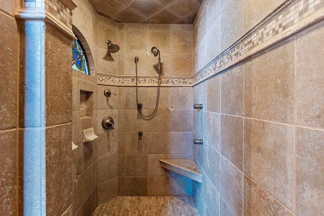 63 FOX POINT DRIVE, Appleton, WI 54911