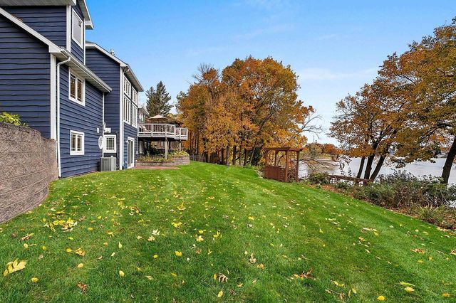 63 FOX POINT DRIVE, Appleton, WI 54911