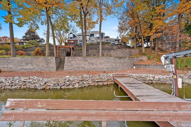 63 FOX POINT DRIVE, Appleton, WI 54911