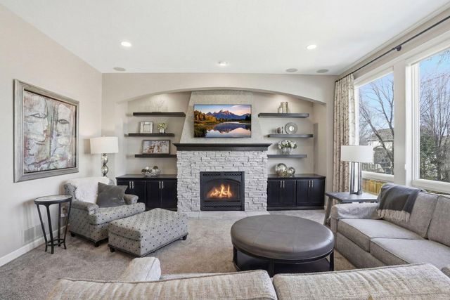 11587 Avery Drive, Inver Grove Heights, MN 55077